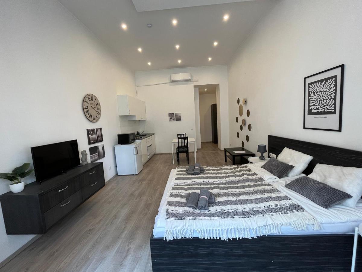 D58 Superior Apartments In The City Center Budapest Bagian luar foto