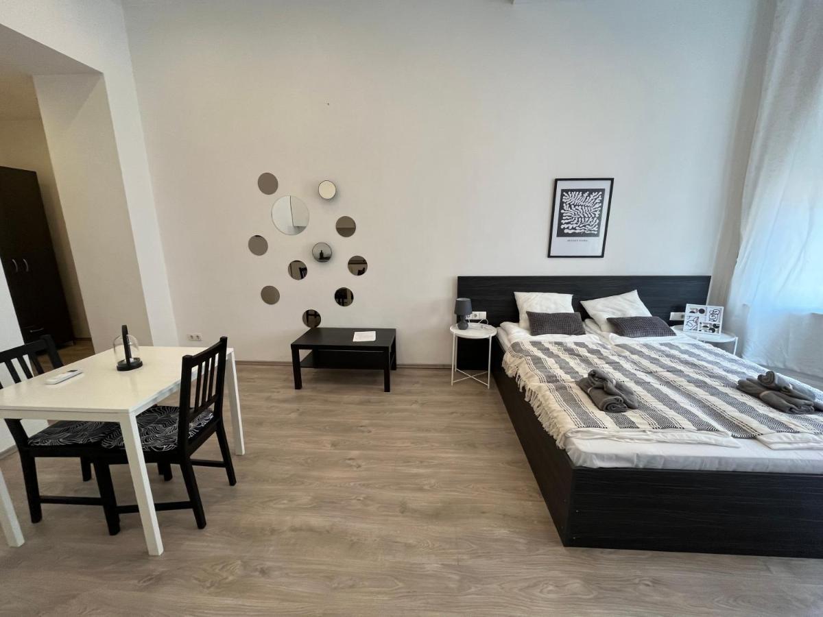 D58 Superior Apartments In The City Center Budapest Bagian luar foto